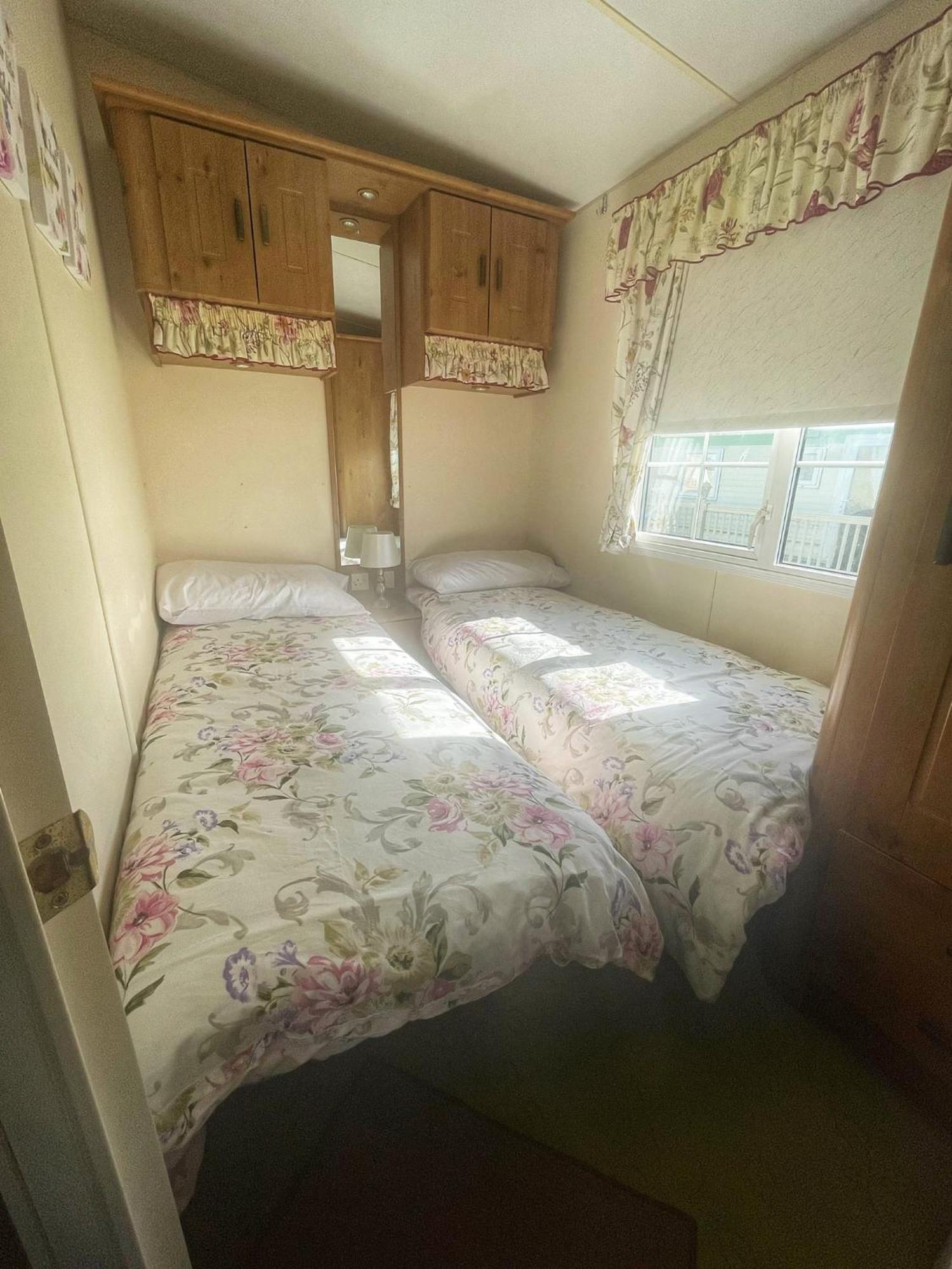 Cosy Cottage Caravan Ашингтън Екстериор снимка